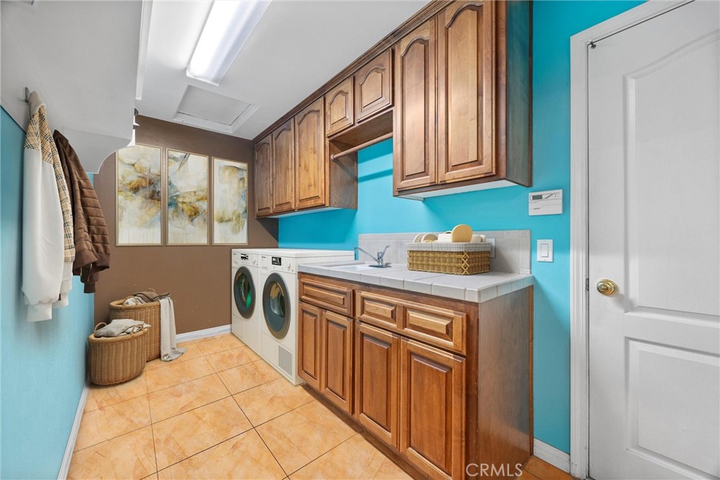 1806 Briercliff Court