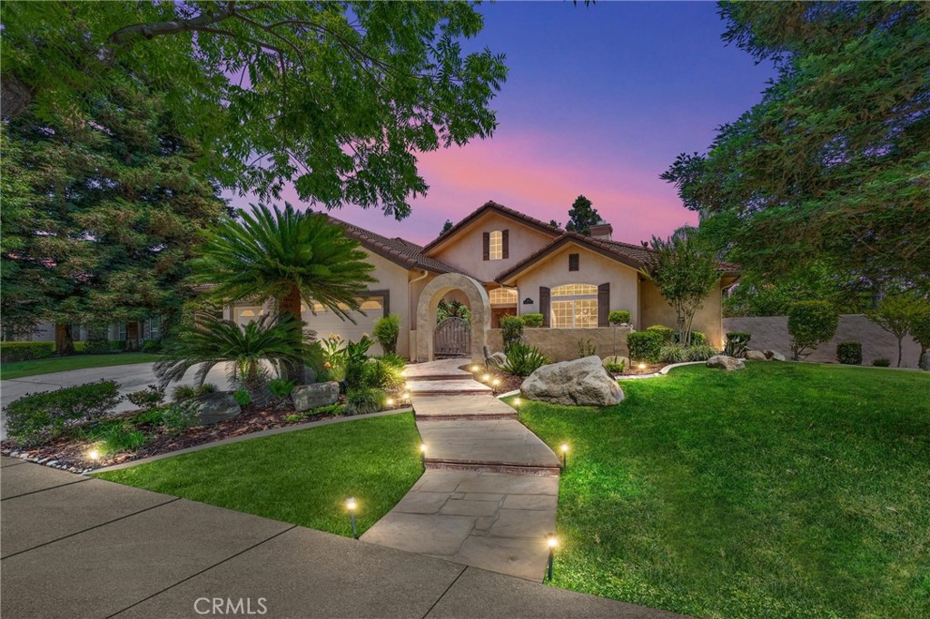 1806 Briercliff Court