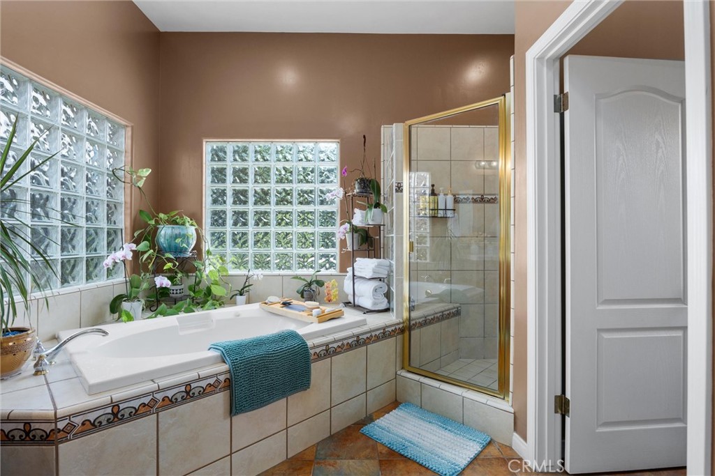 1806 Briercliff Court