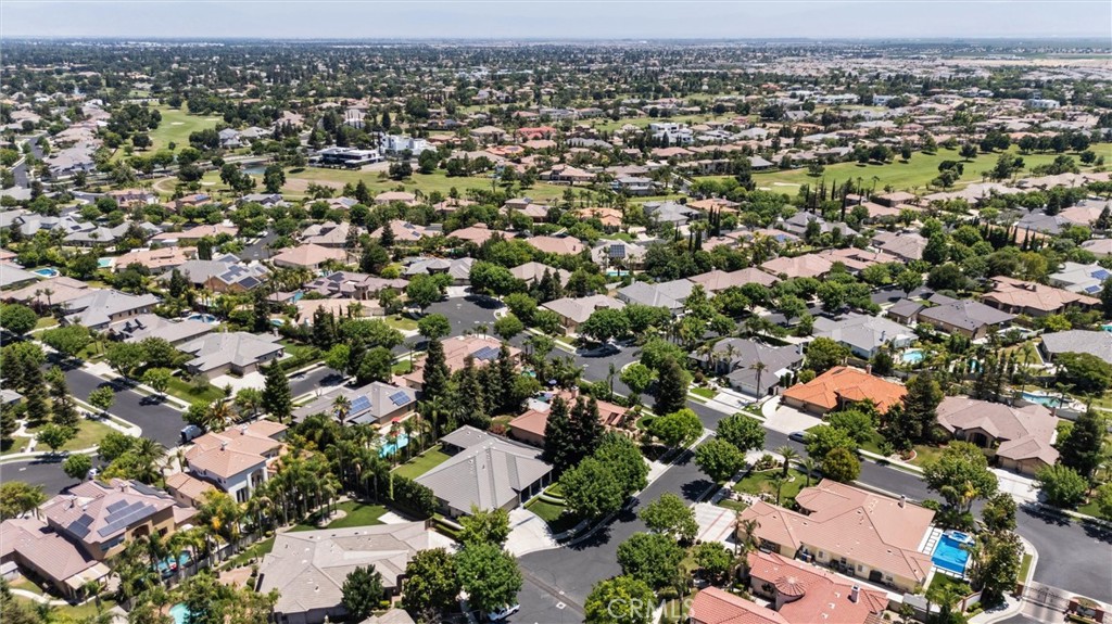 1806 Briercliff Court