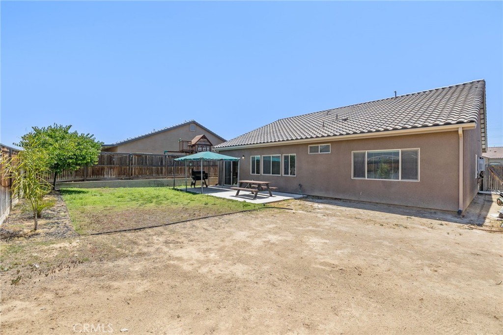 9230 Oak Garden Lane