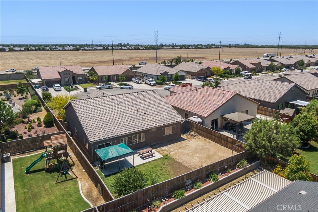 9230 Oak Garden Lane