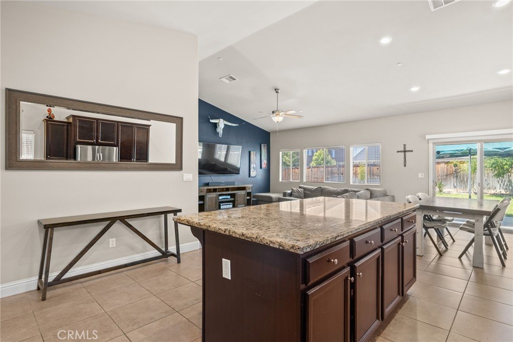 9230 Oak Garden Lane