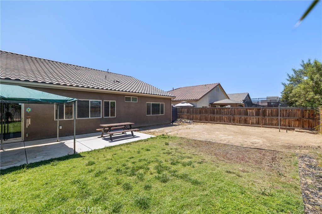 9230 Oak Garden Lane