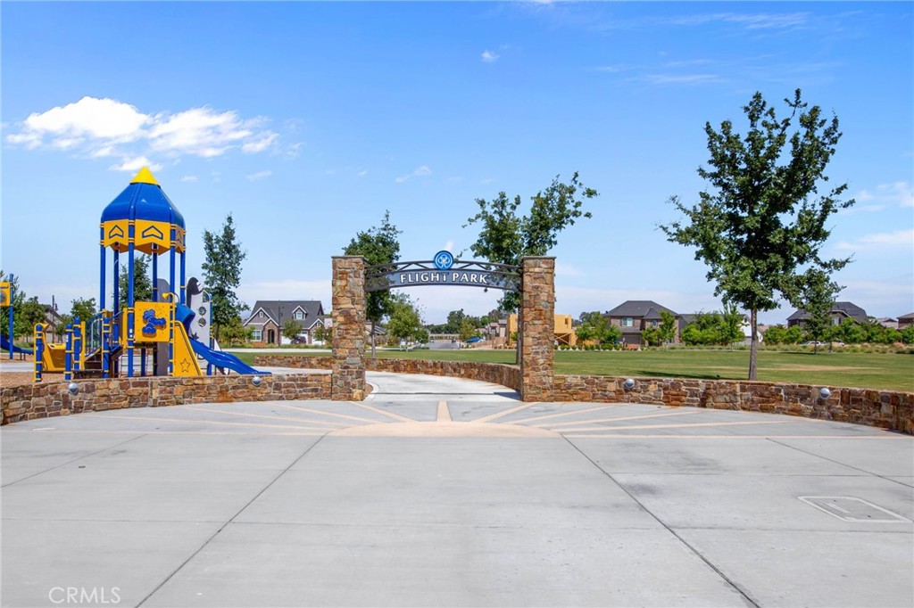 9230 Oak Garden Lane