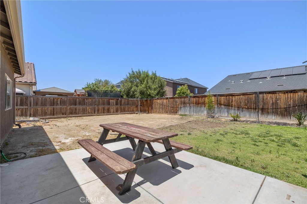 9230 Oak Garden Lane