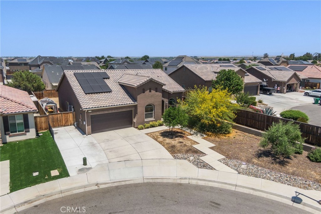 9230 Oak Garden Lane