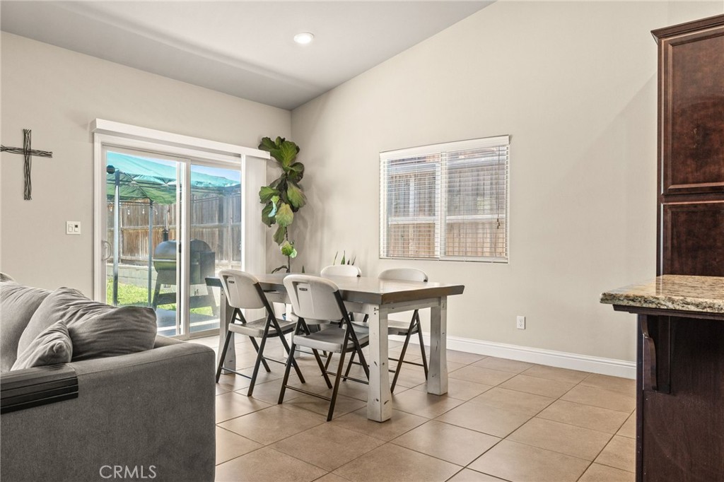 9230 Oak Garden Lane