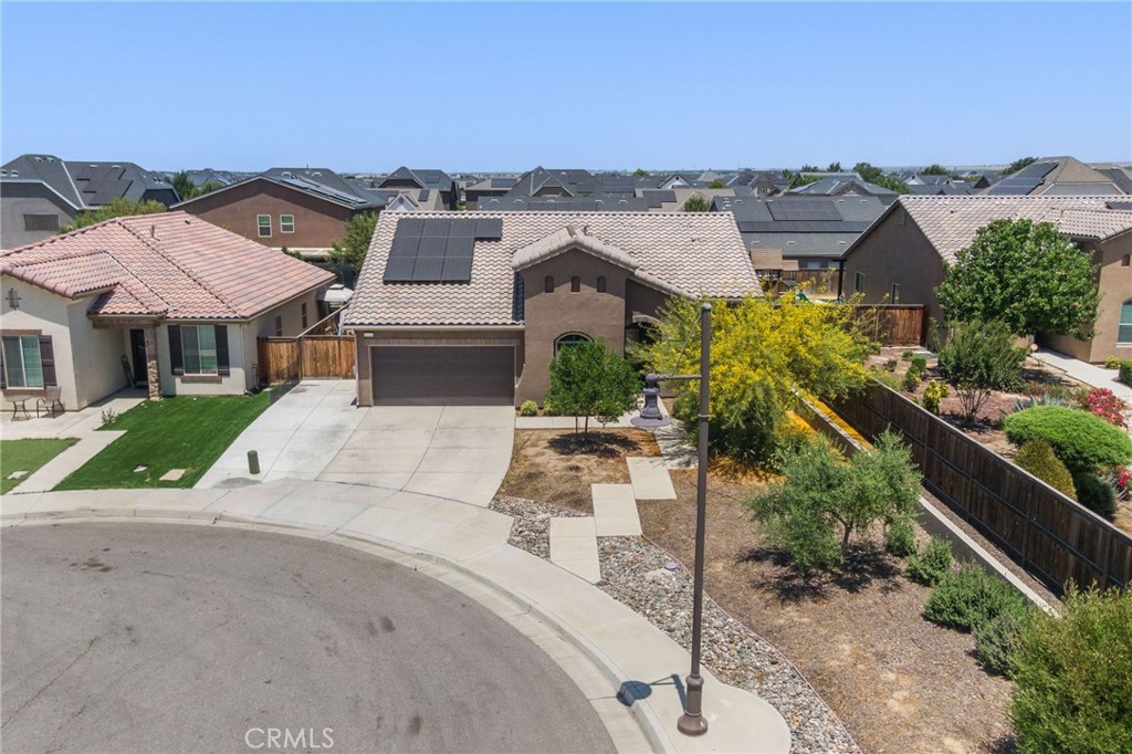 9230 Oak Garden Lane