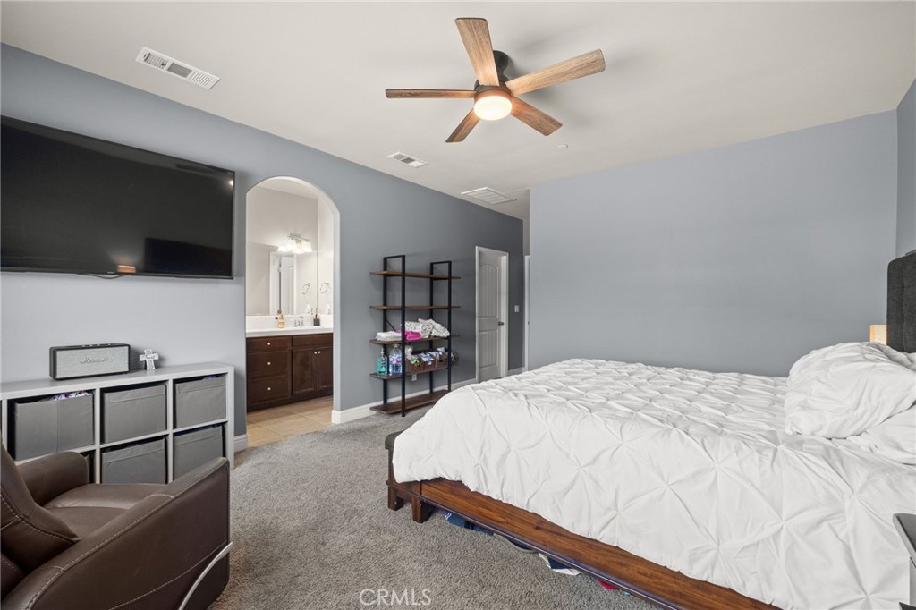 9230 Oak Garden Lane