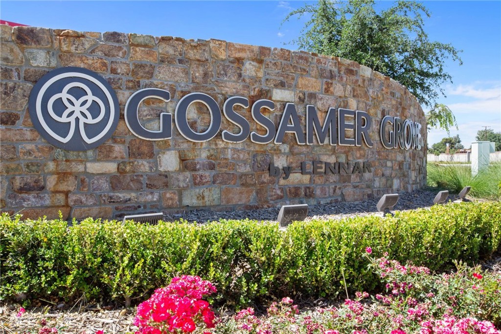 9230 Oak Garden Lane