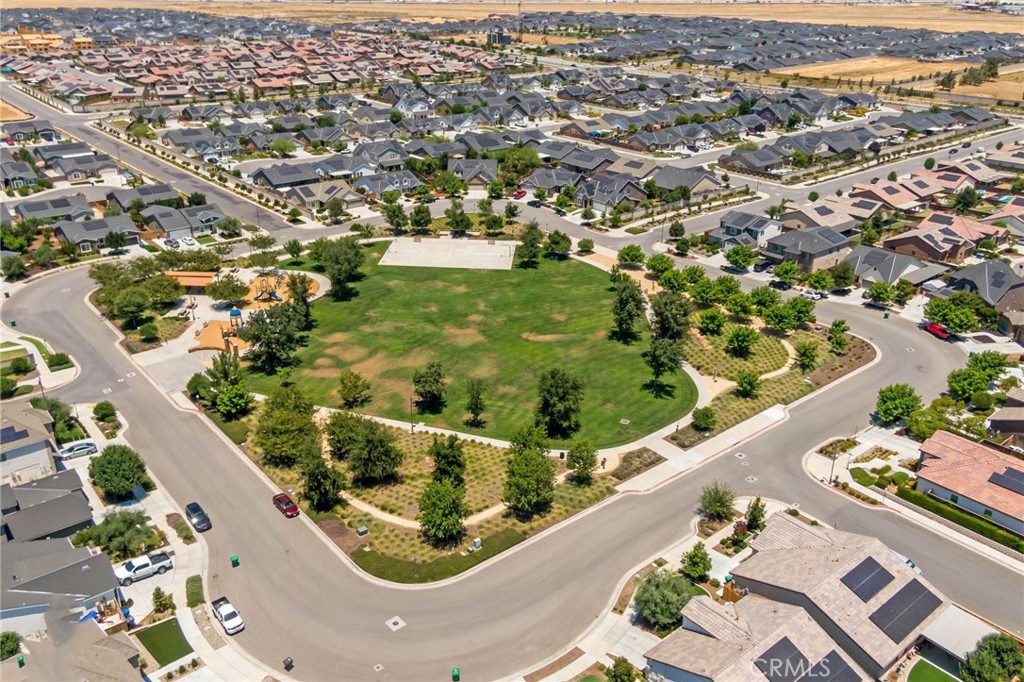 9230 Oak Garden Lane