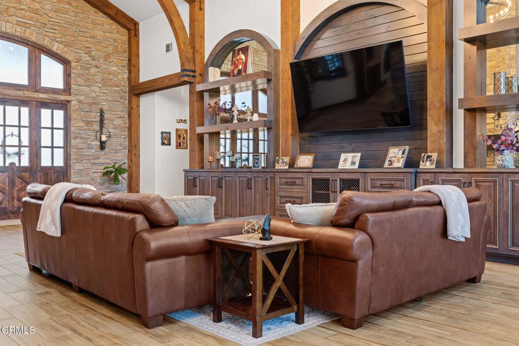 17340 Legend Oaks Lane