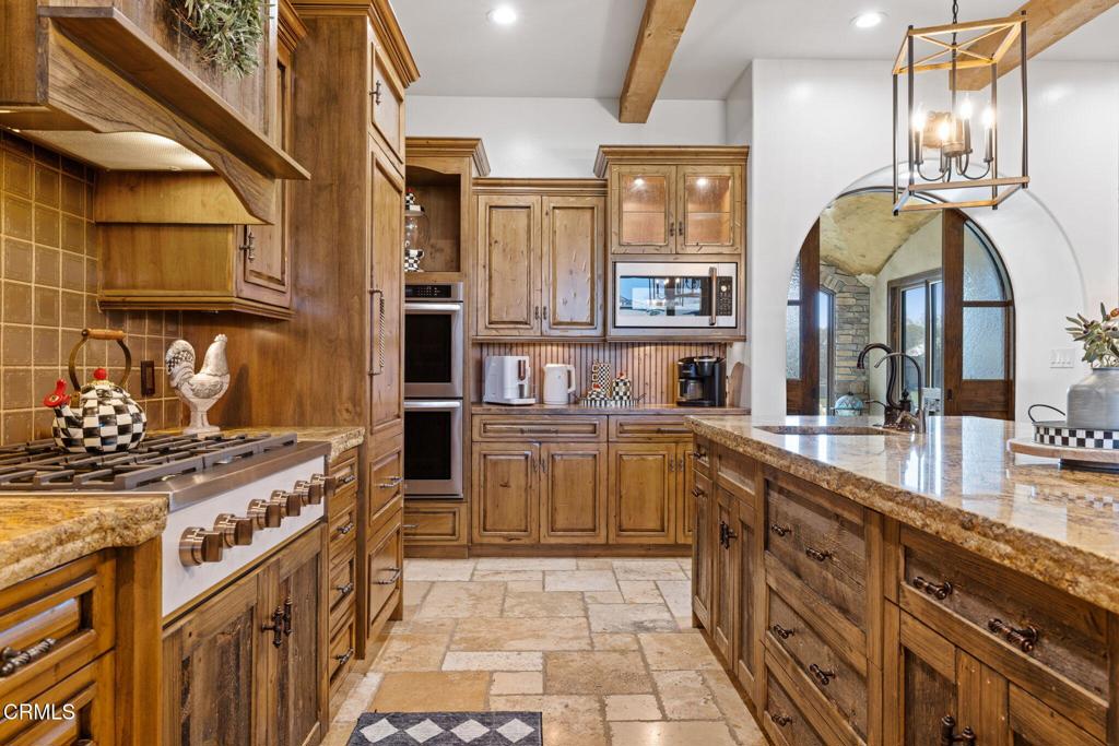 17340 Legend Oaks Lane