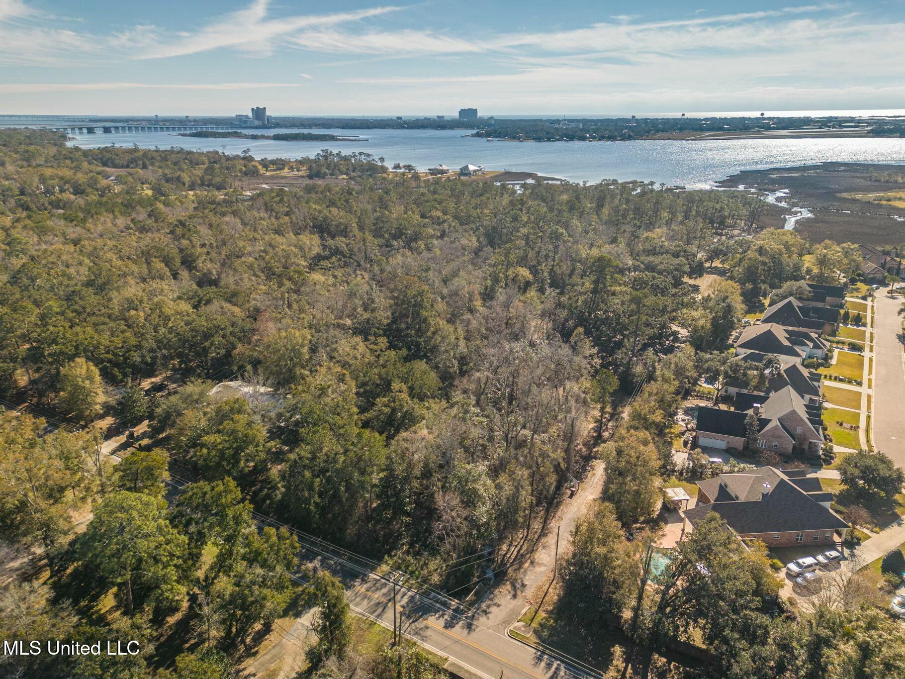 1547 Brodie Road