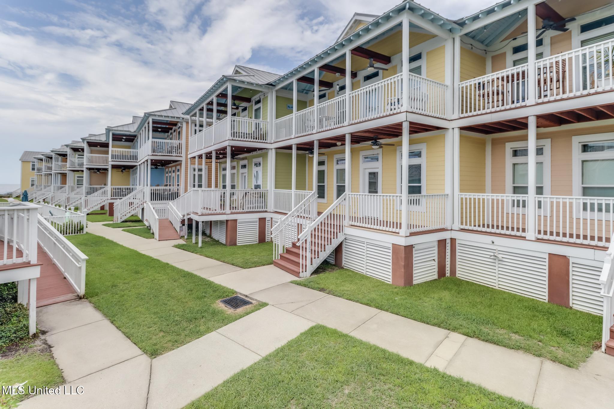 1515 E Beach Boulevard, 132