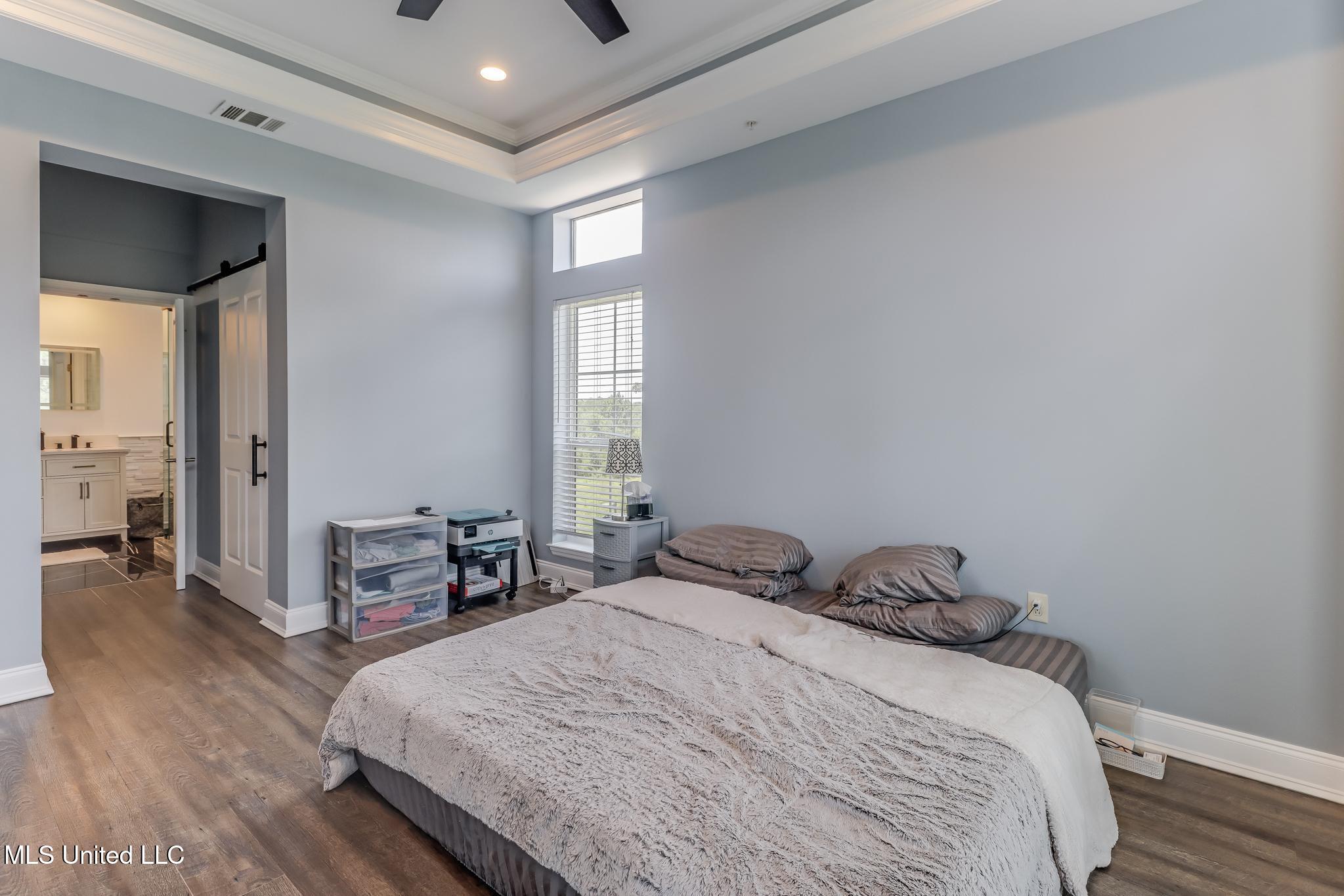 1100 W Beach Boulevard, 311