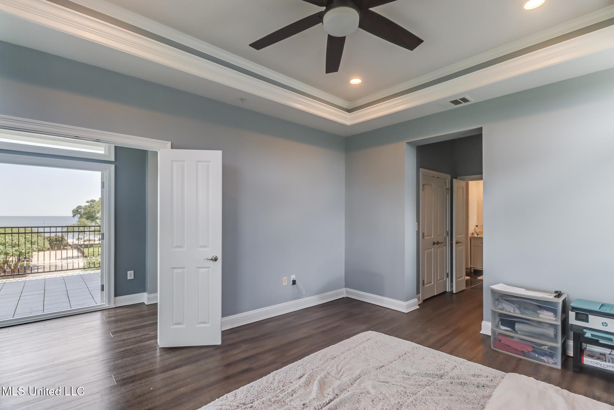 1100 W Beach Boulevard, 311