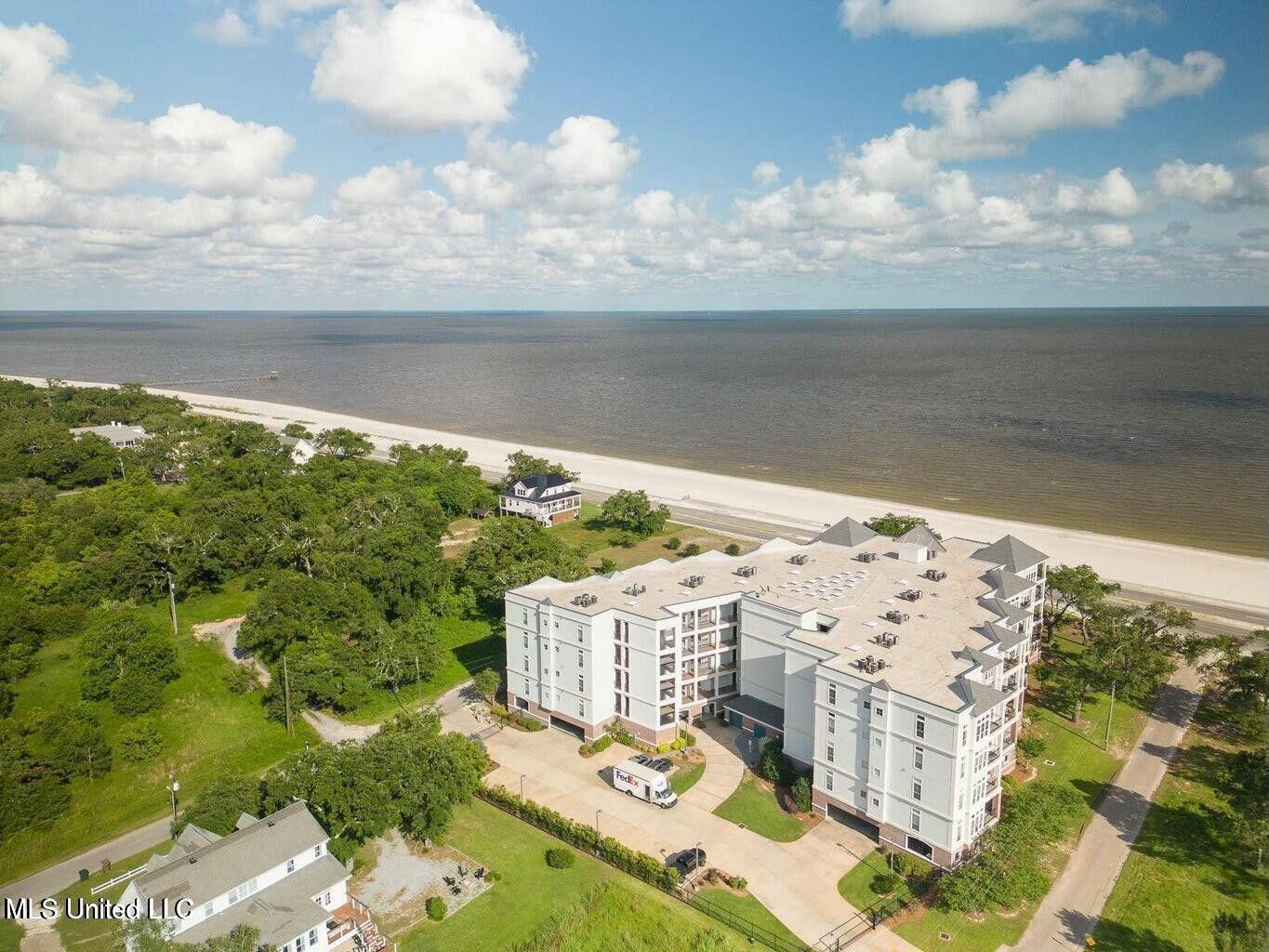 1100 W Beach Boulevard, 311