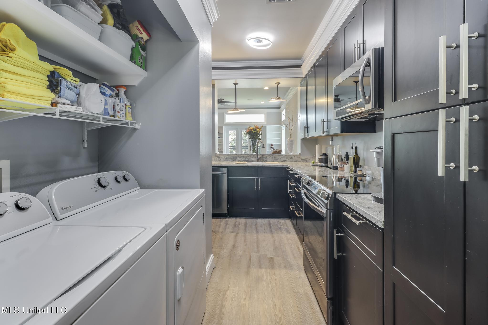 1100 W Beach Boulevard, 311