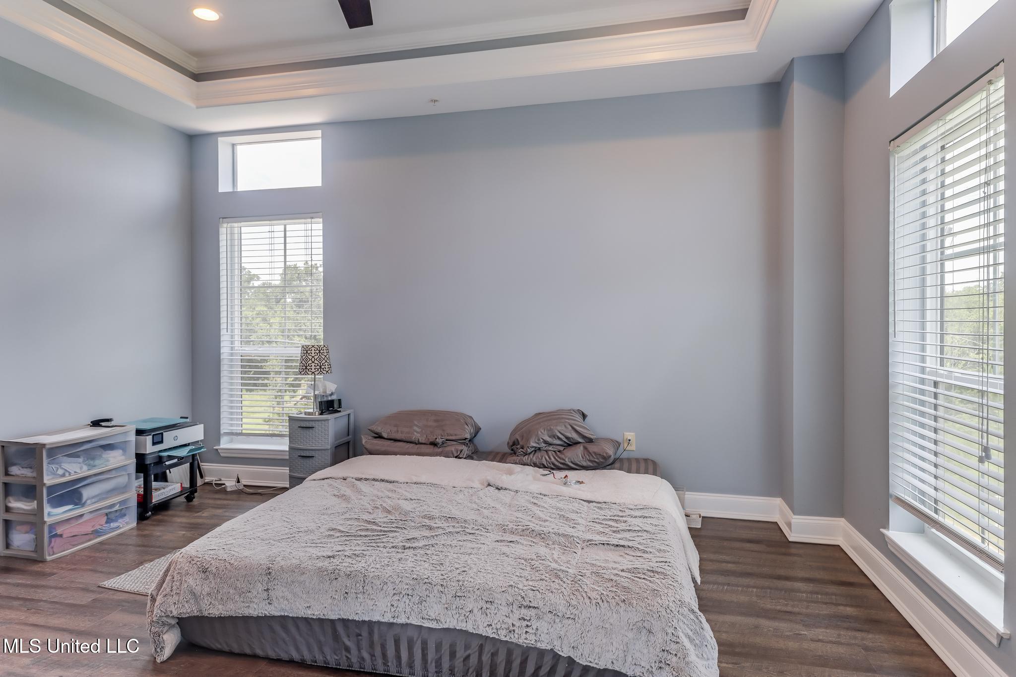 1100 W Beach Boulevard, 311