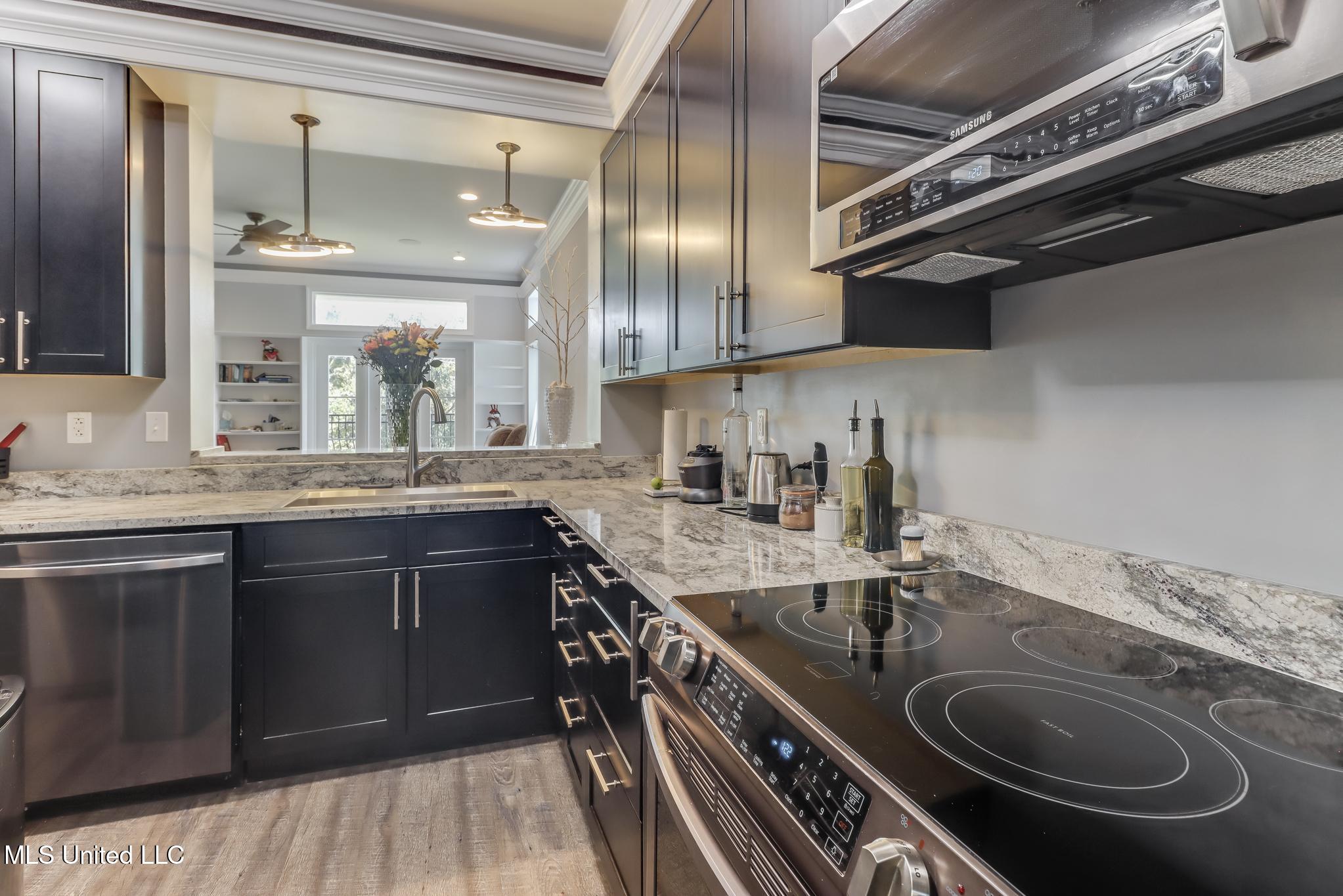 1100 W Beach Boulevard, 311