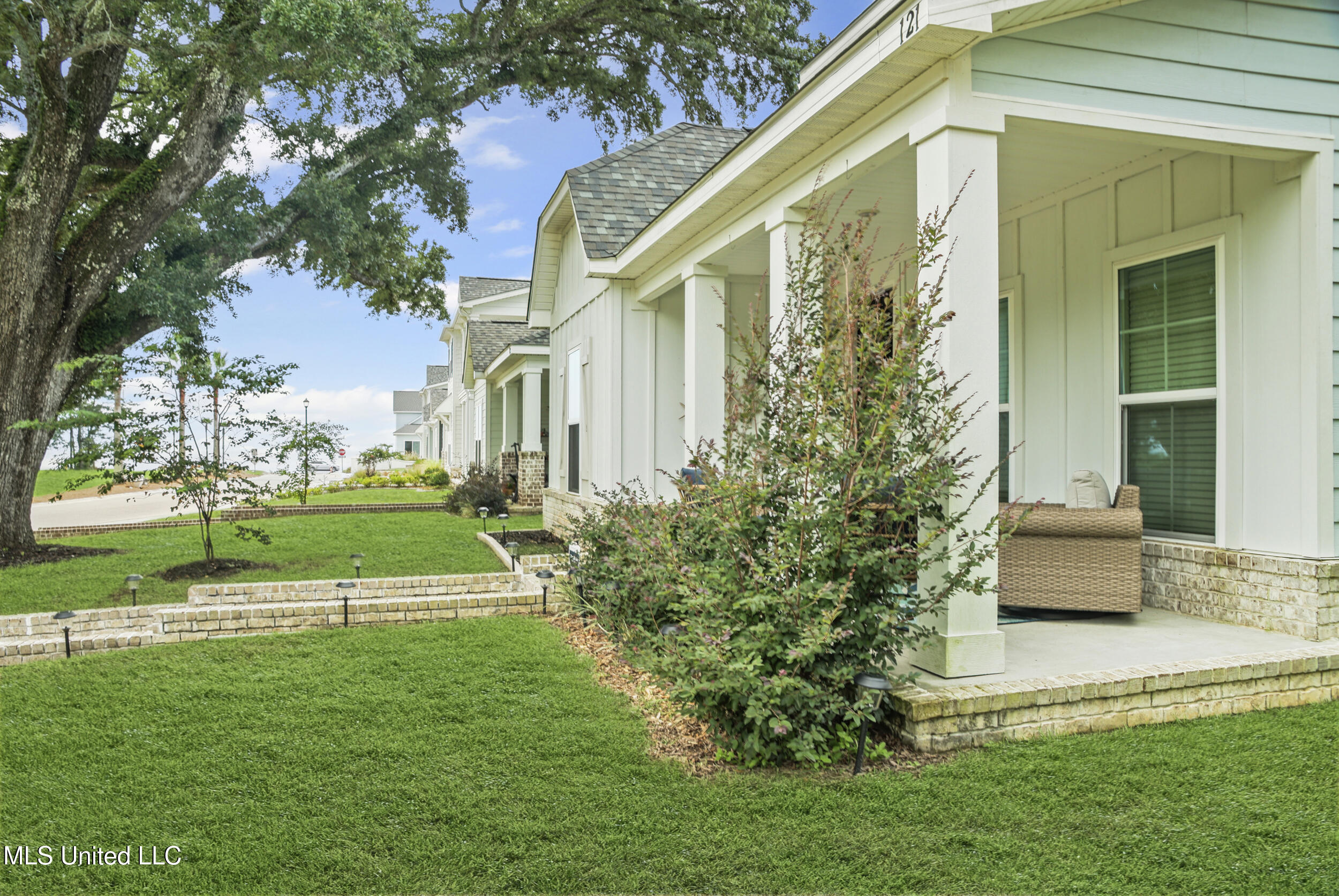 121 Grande View Drive