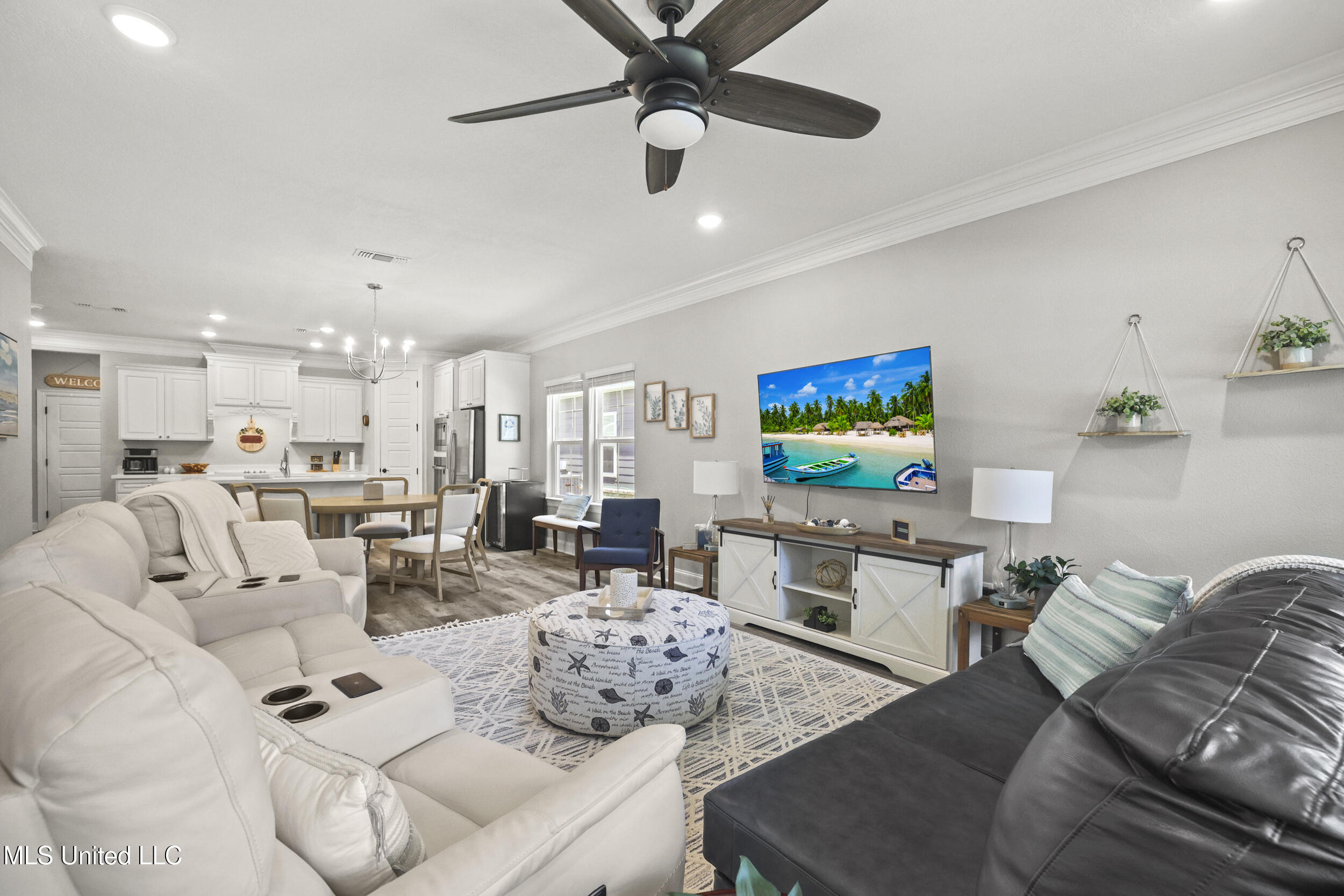 121 Grande View Drive