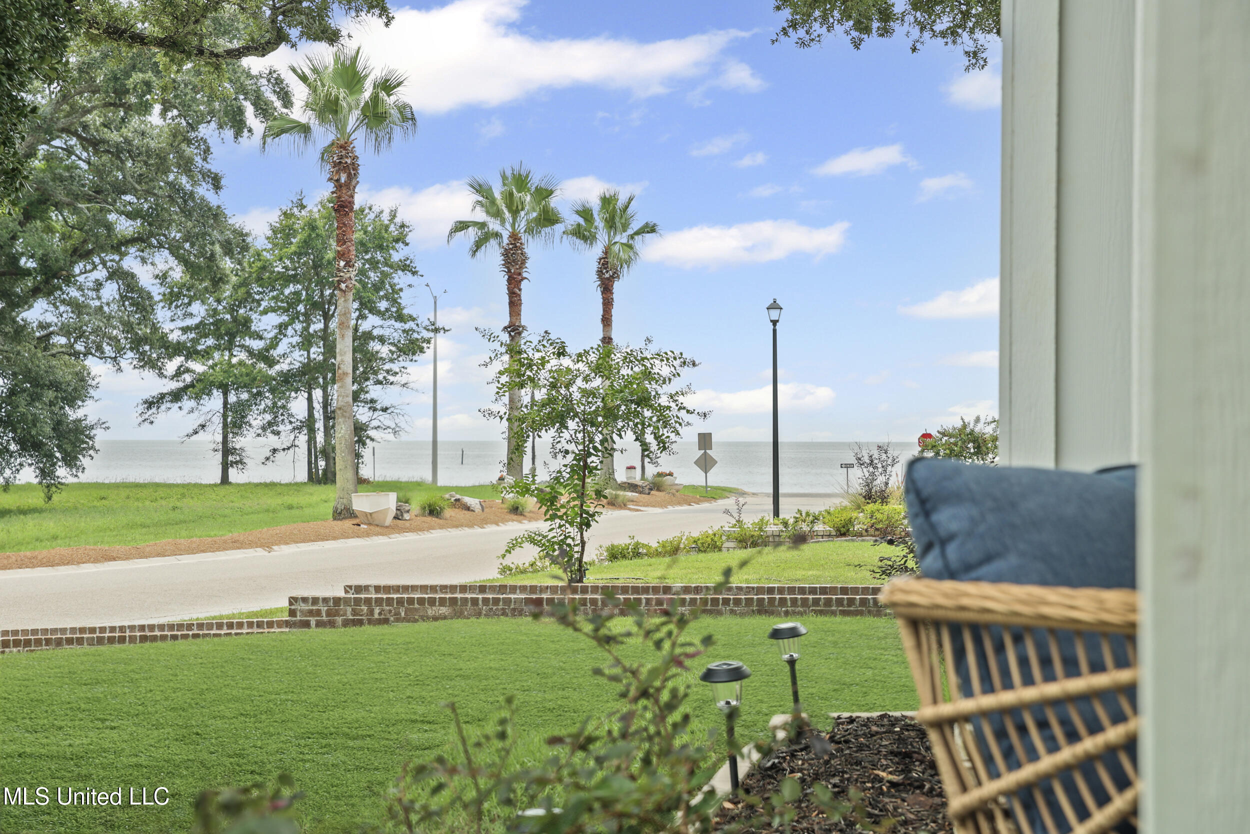 121 Grande View Drive