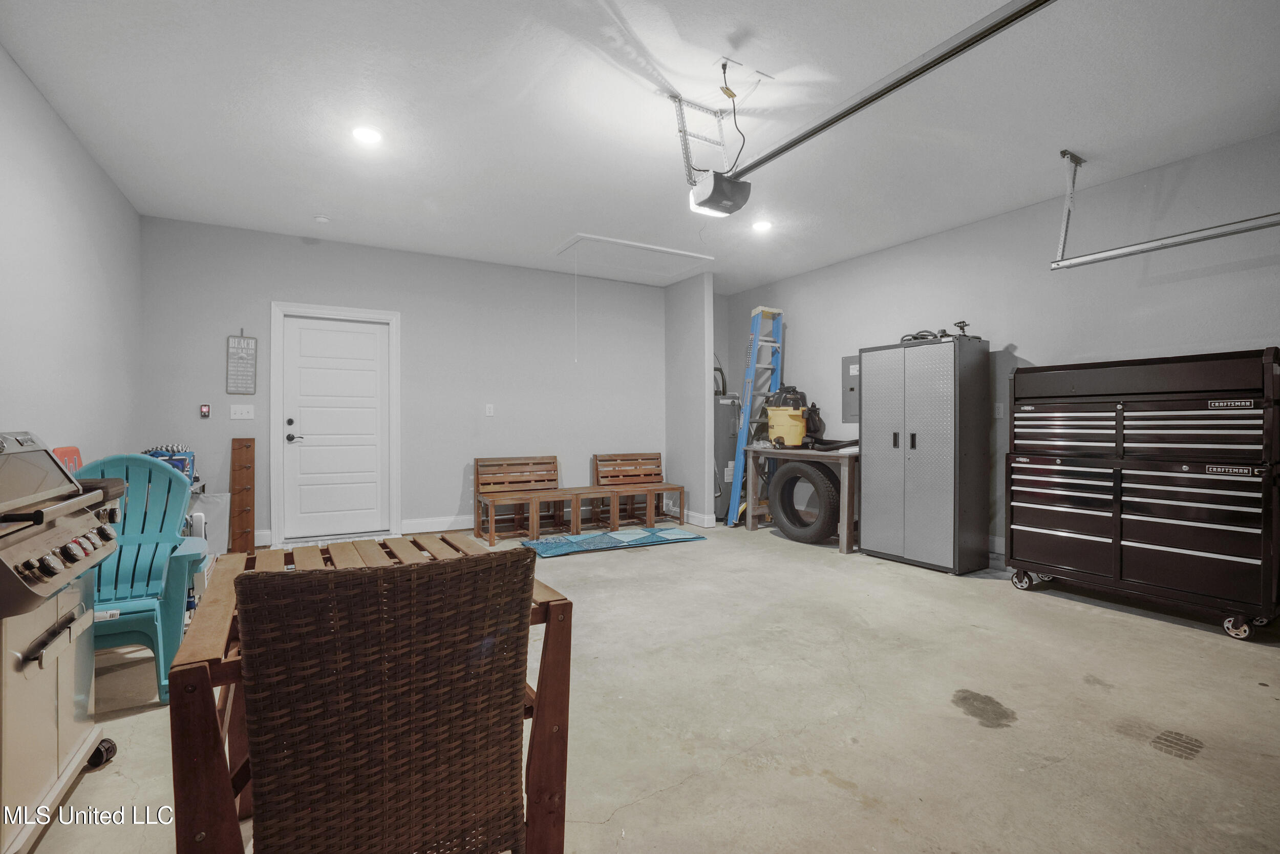 121 Grande View Drive