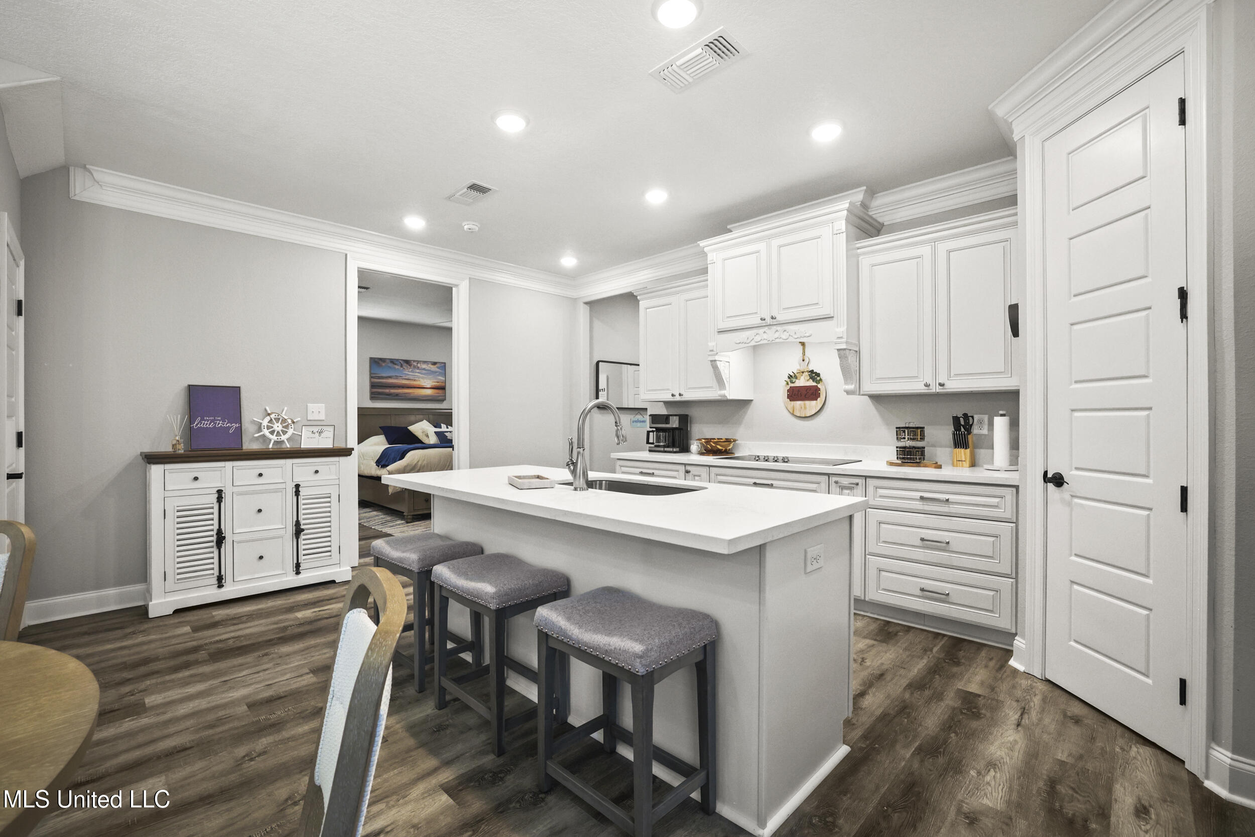 121 Grande View Drive