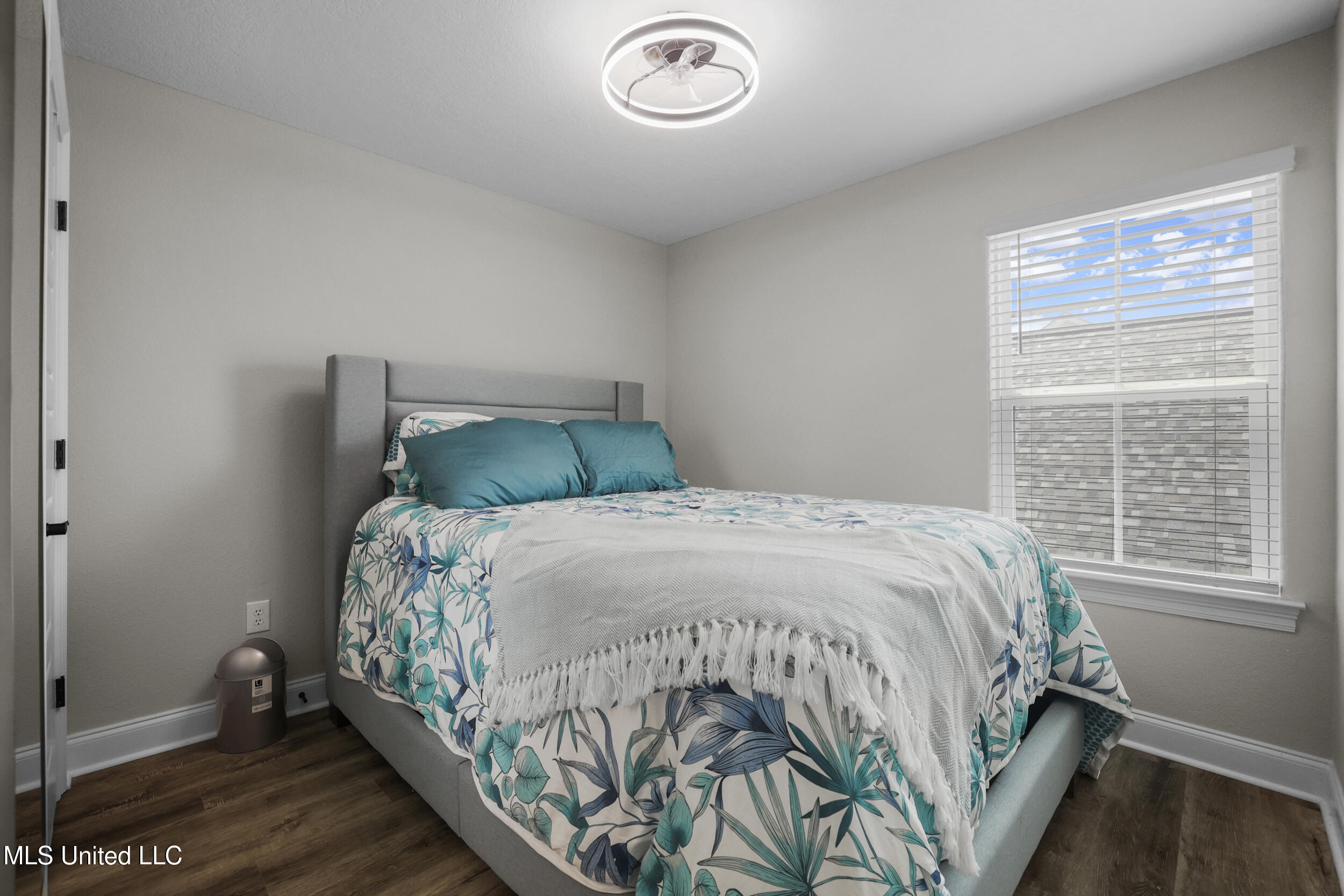 121 Grande View Drive
