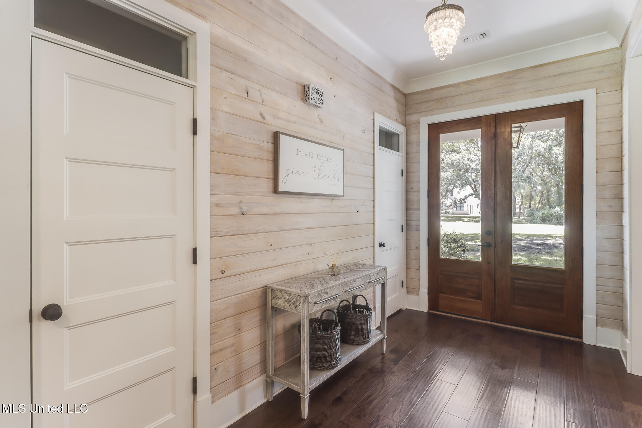 7381 Woodland Drive