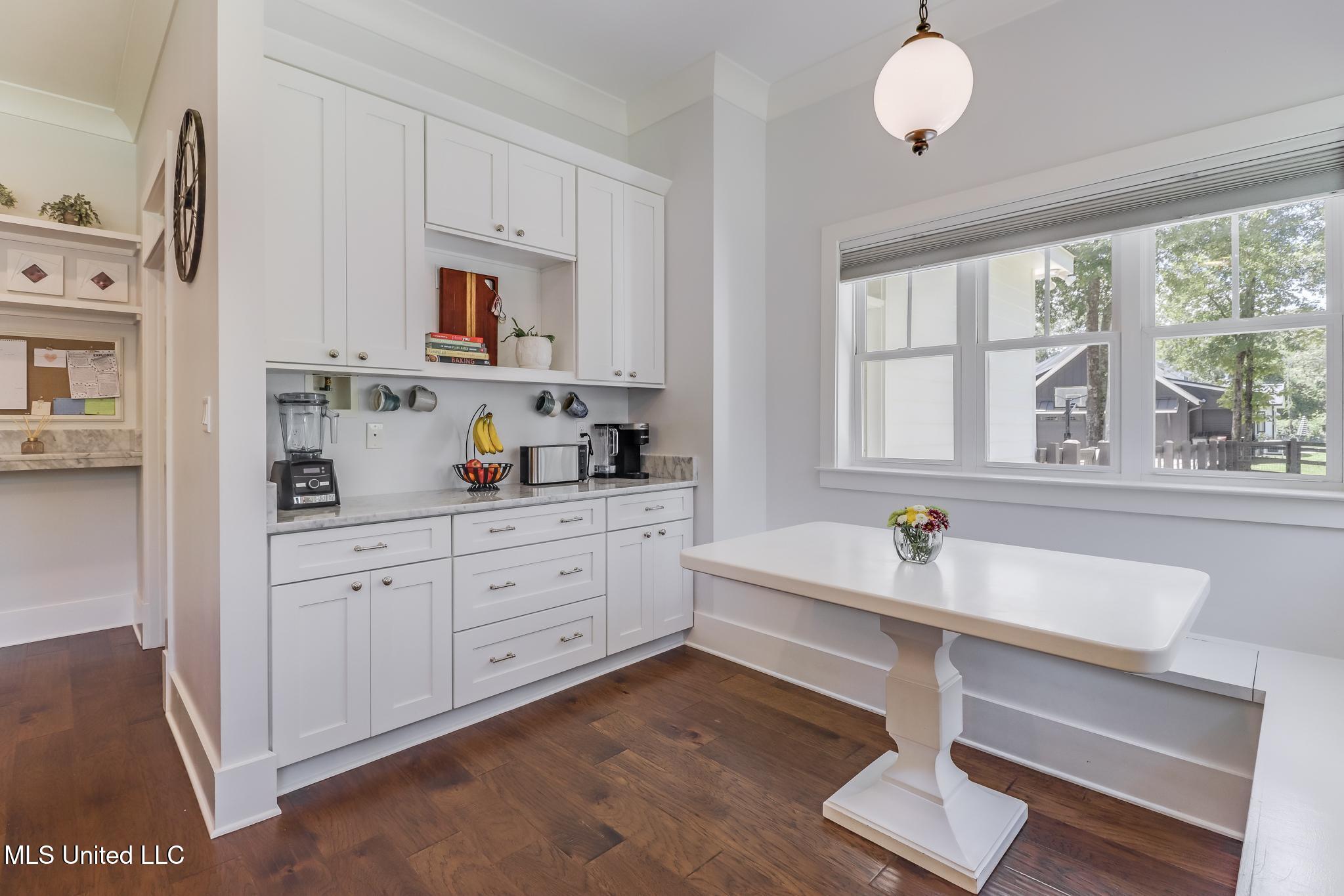 7381 Woodland Drive