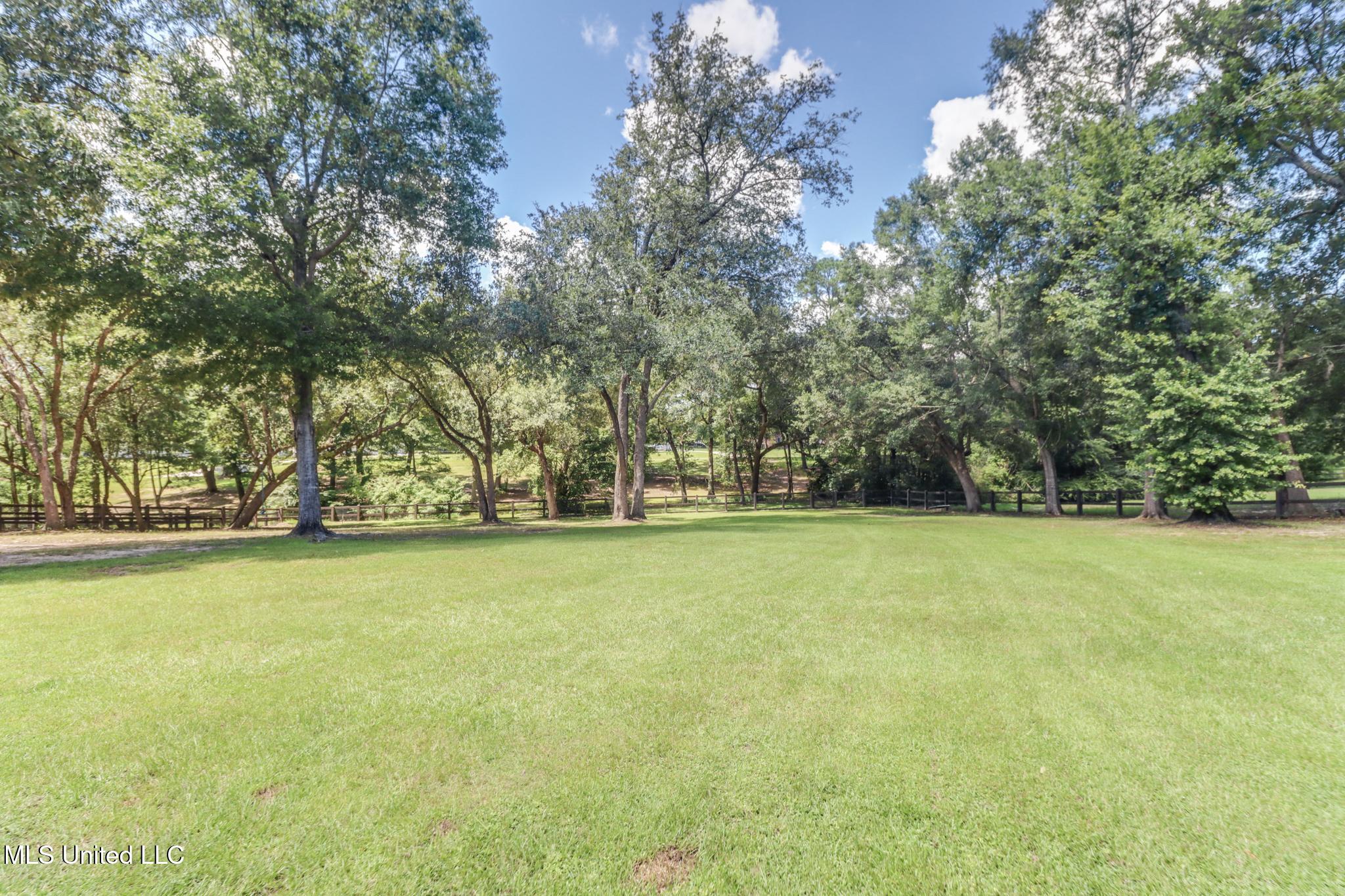 7381 Woodland Drive
