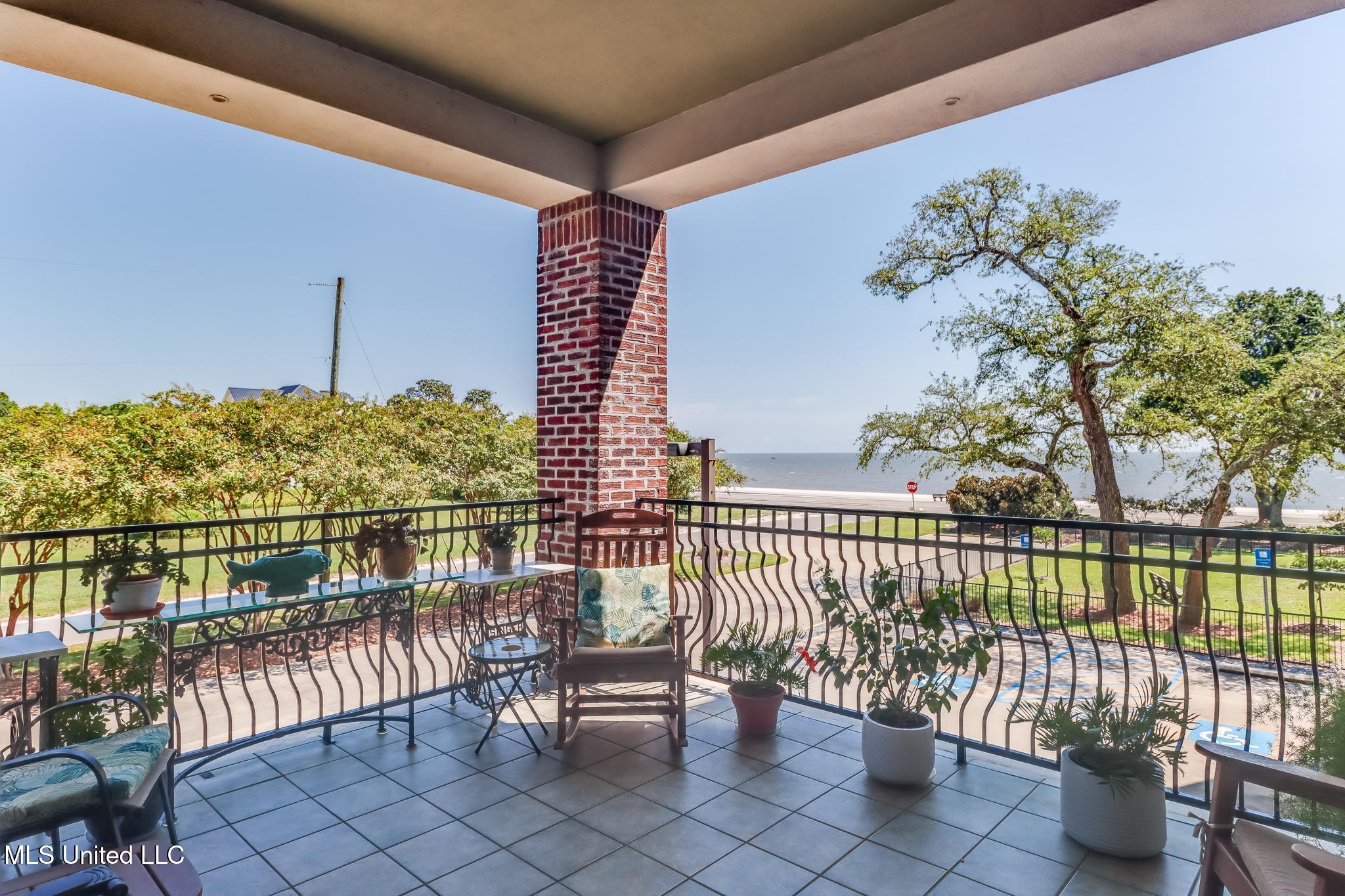 1100 W Beach Boulevard, 203