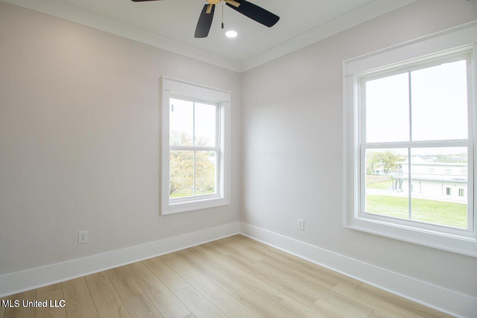 105 E 2nd Street, Pass Christian