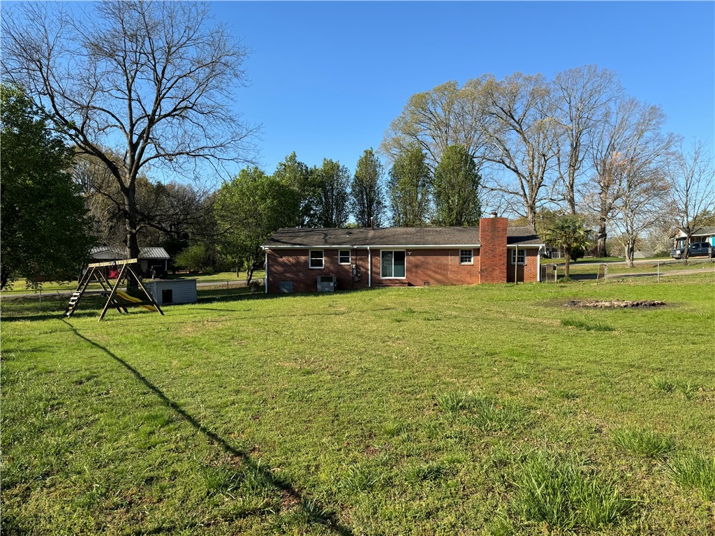 301 Lakewood Drive