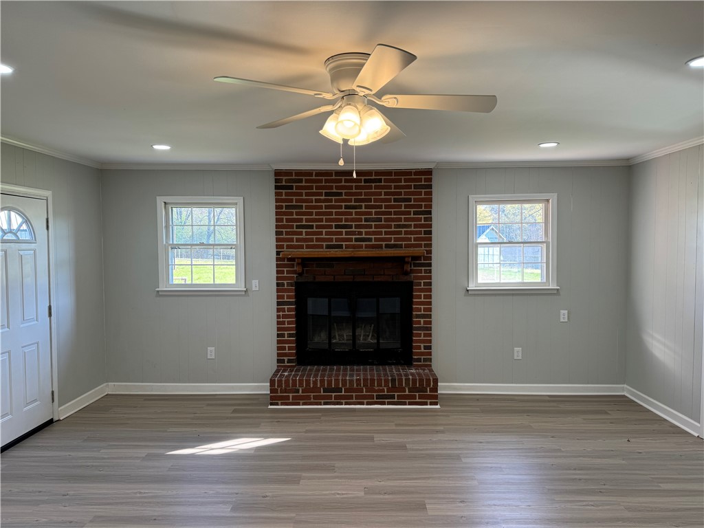301 Lakewood Drive