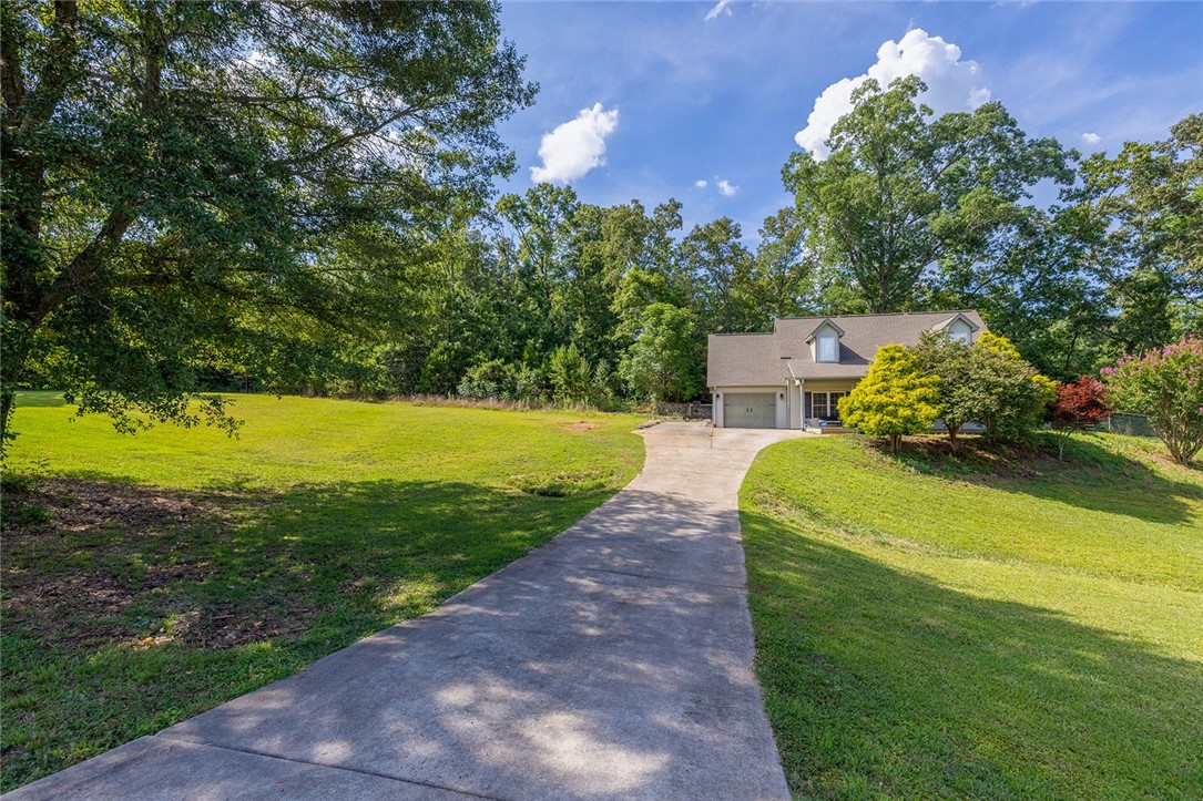107 Stephen Drive
