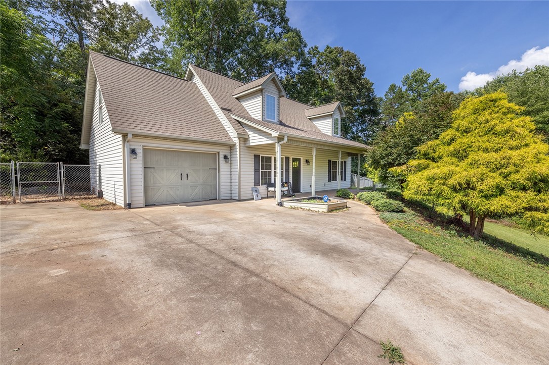 107 Stephen Drive