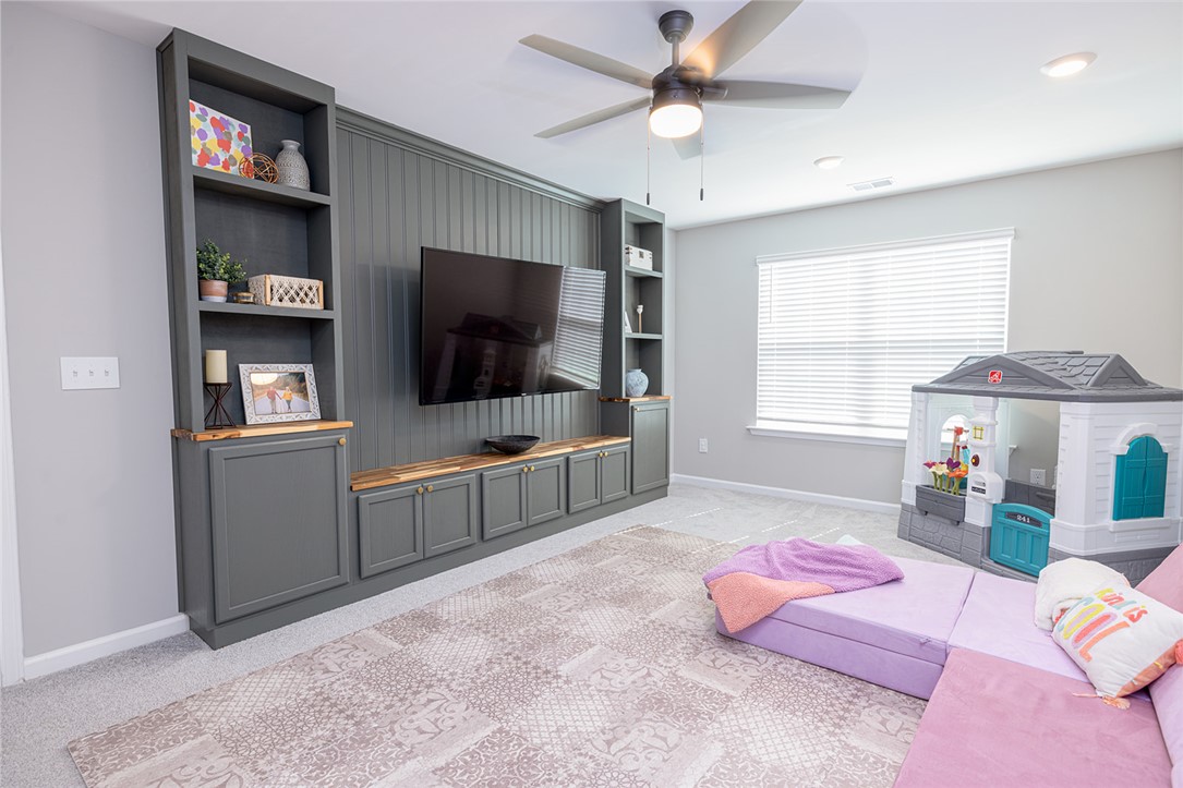 767 Oak Hill Lane