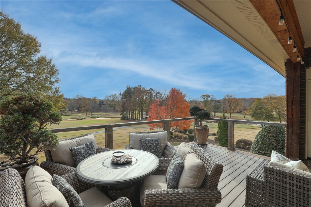 220 Pine Ridge Drive