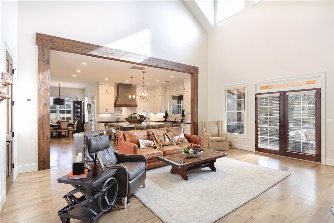 220 Pine Ridge Drive