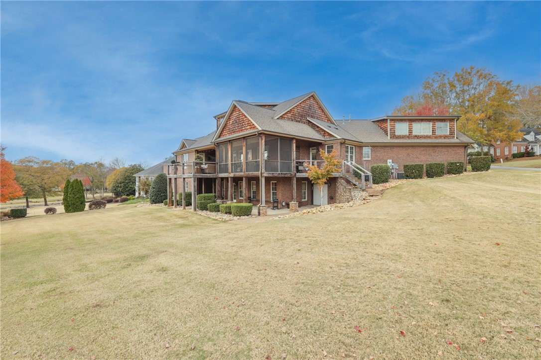 220 Pine Ridge Drive