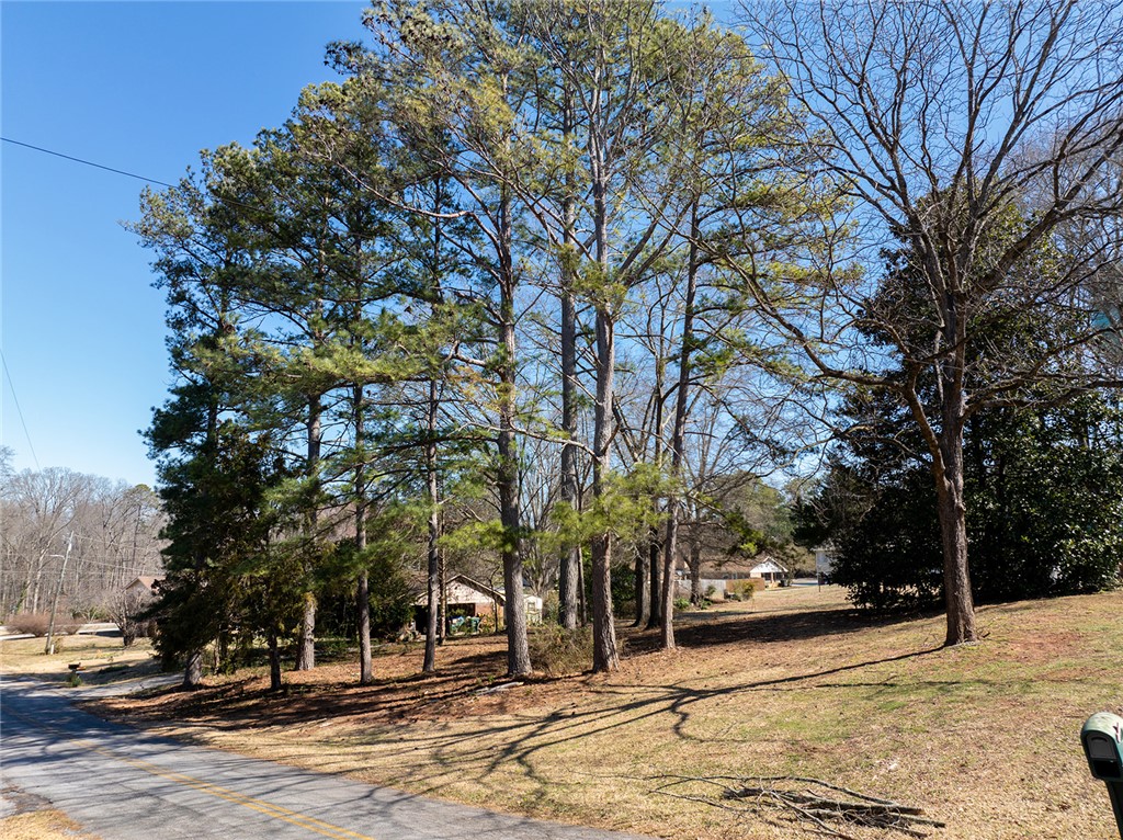 105 Hillcrest Court