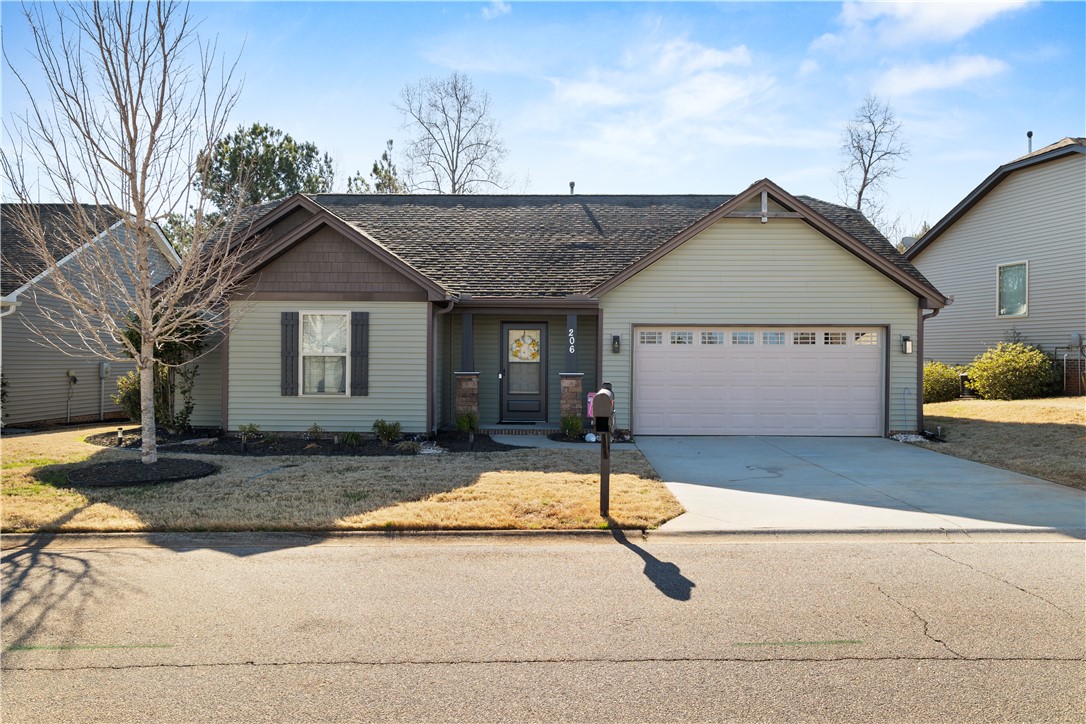 206 N Stonegate Drive