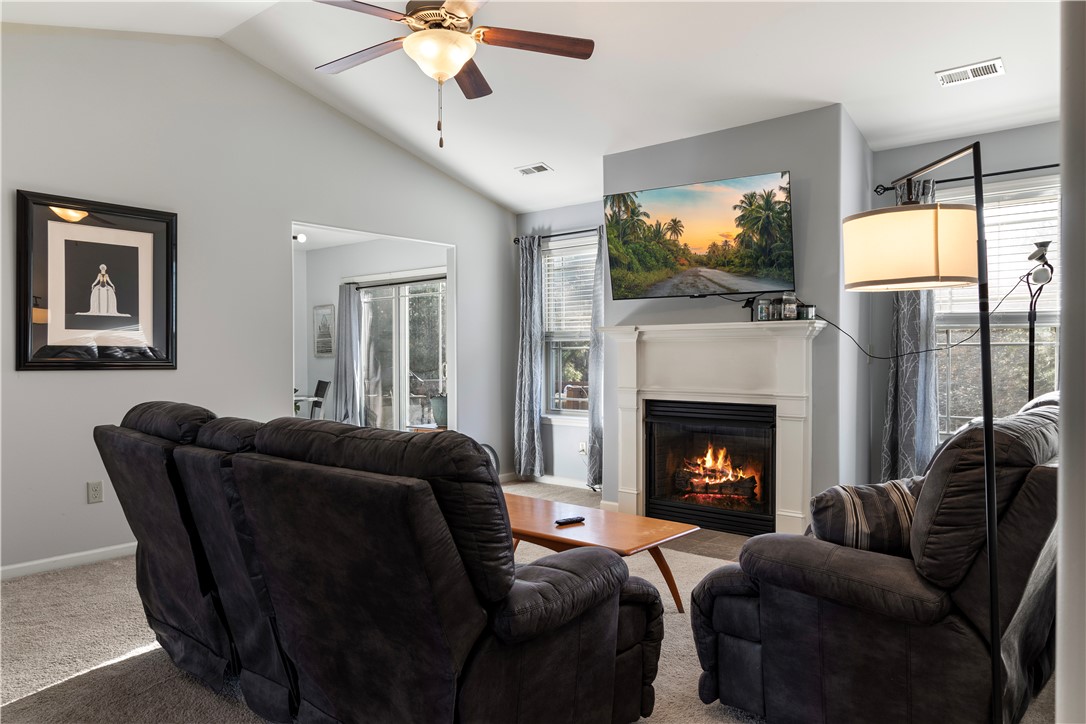206 N Stonegate Drive