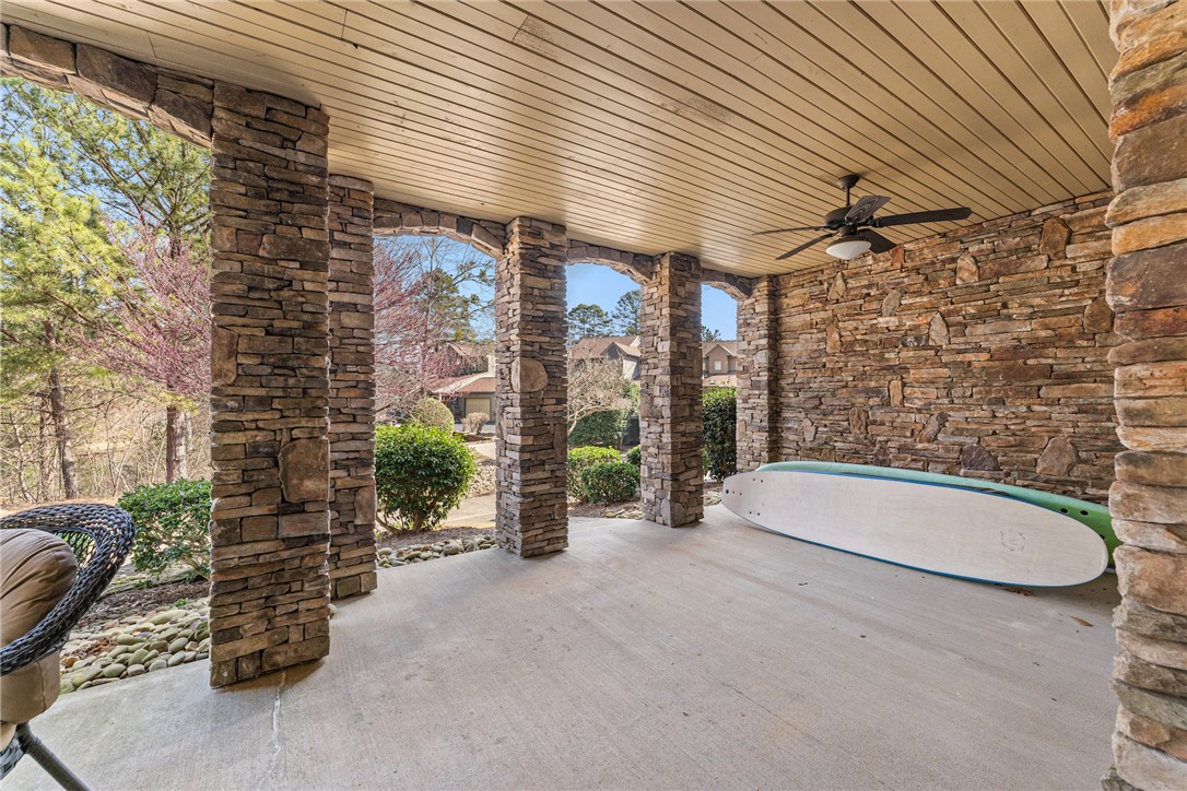 404 Sunset Point Drive