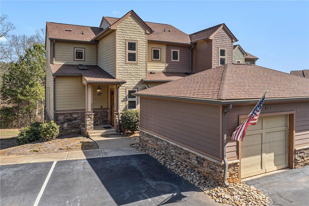 404 Sunset Point Drive